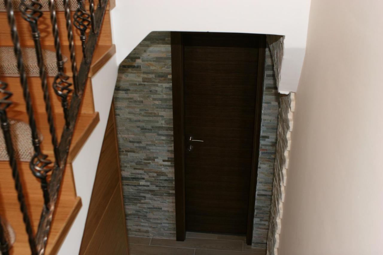 مبيت وإفطار جيزيرسي Millenium House 1 المظهر الخارجي الصورة